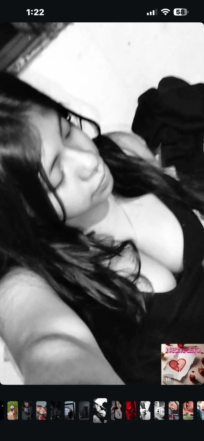 Puta de tetas grandes y deliciosas image 25