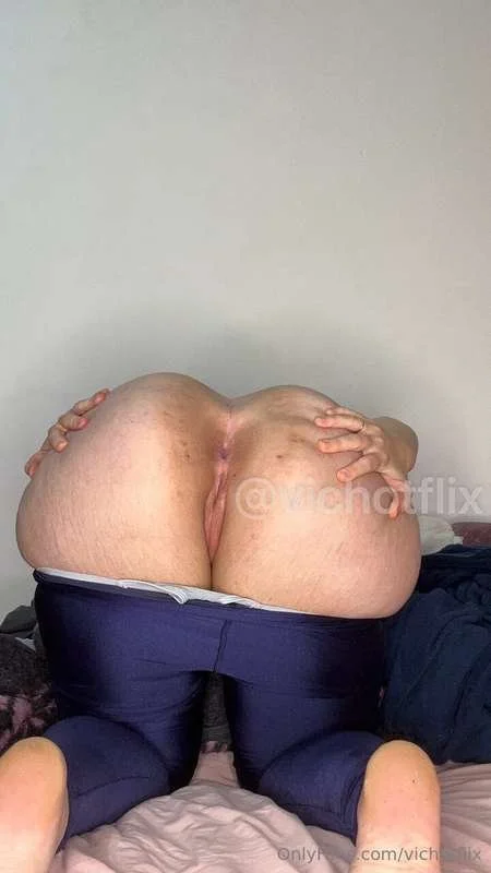 latina with a pumpkin-sized ass part. 2 image 9