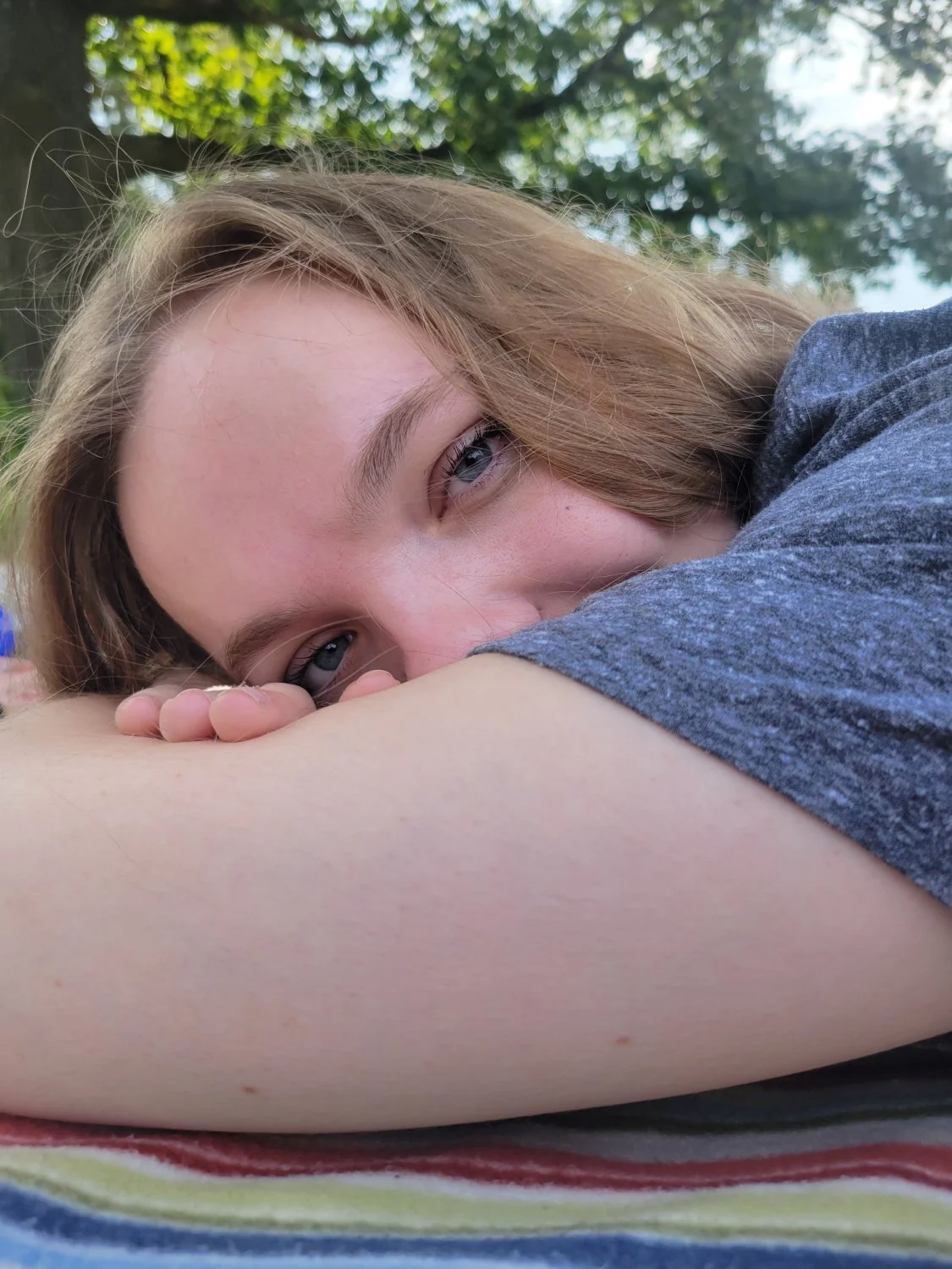 Anyone recognize her Hannah image 10