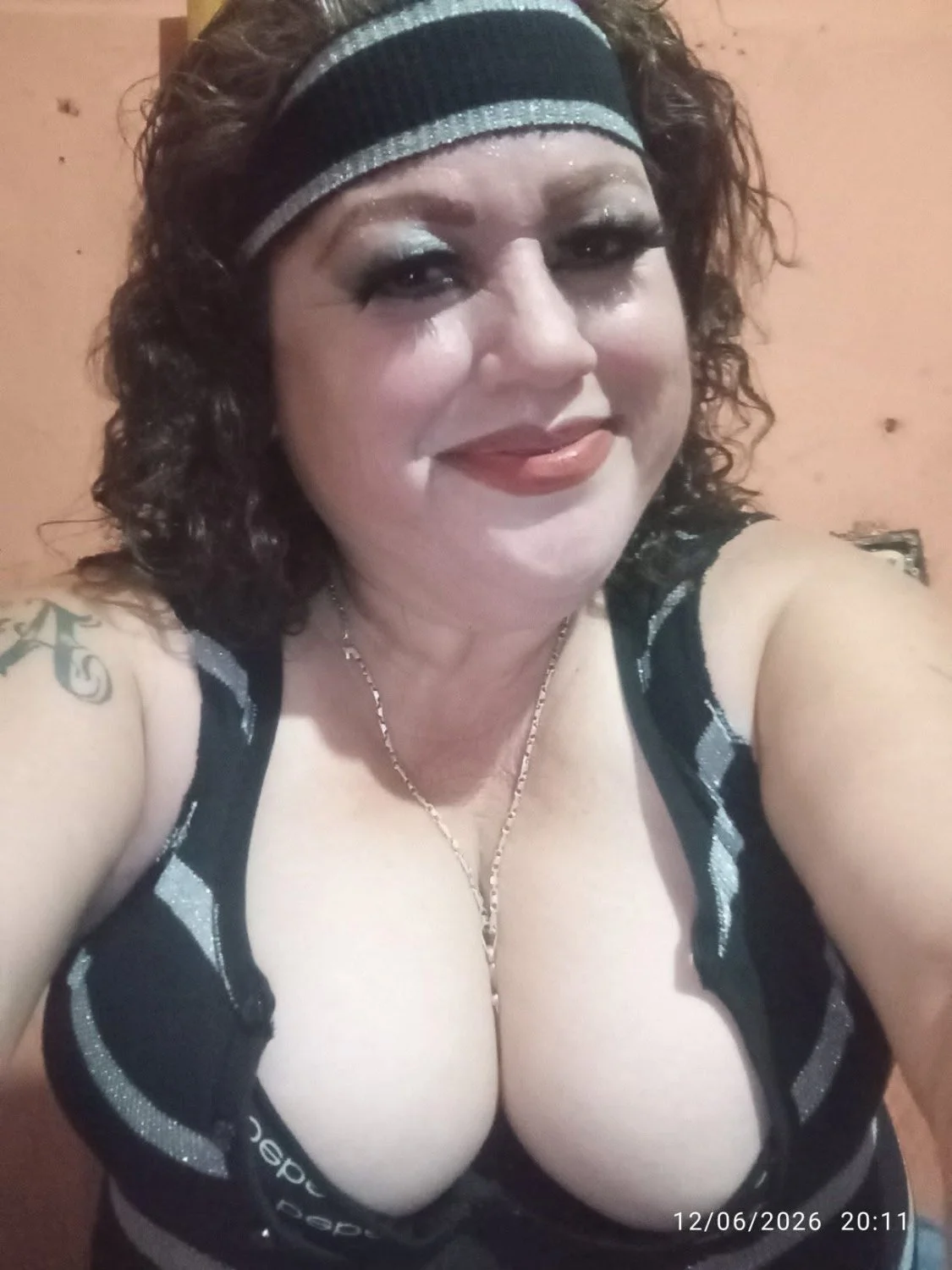 I like her image 2