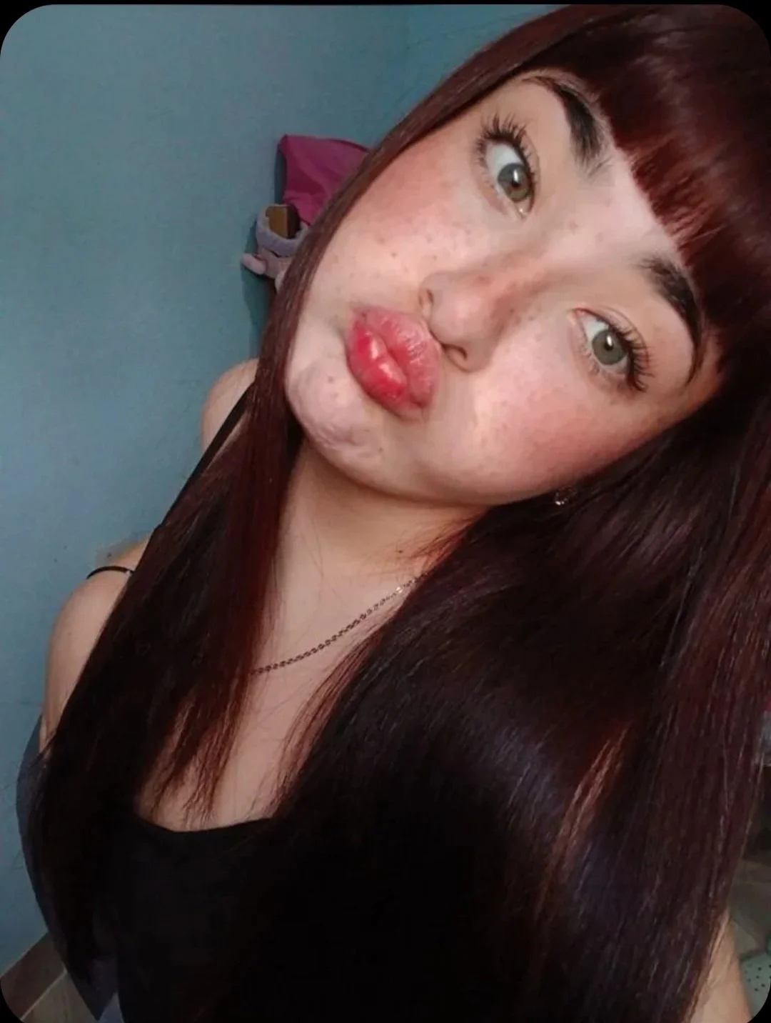 Holis soy zoe, me hablan? Paso mi tiktok image 5