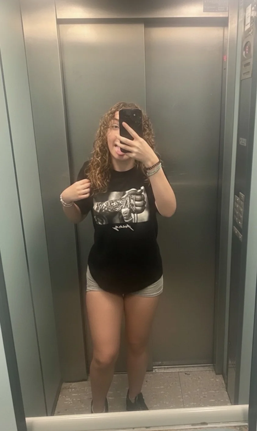 Latina culona ama parar vergas image 18