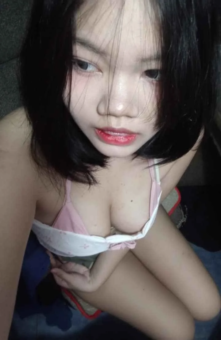 My ex-girlfriend image 18