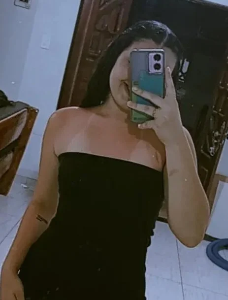 Putinha do corno vazada na siririca, branquinha safada caiu na net main image