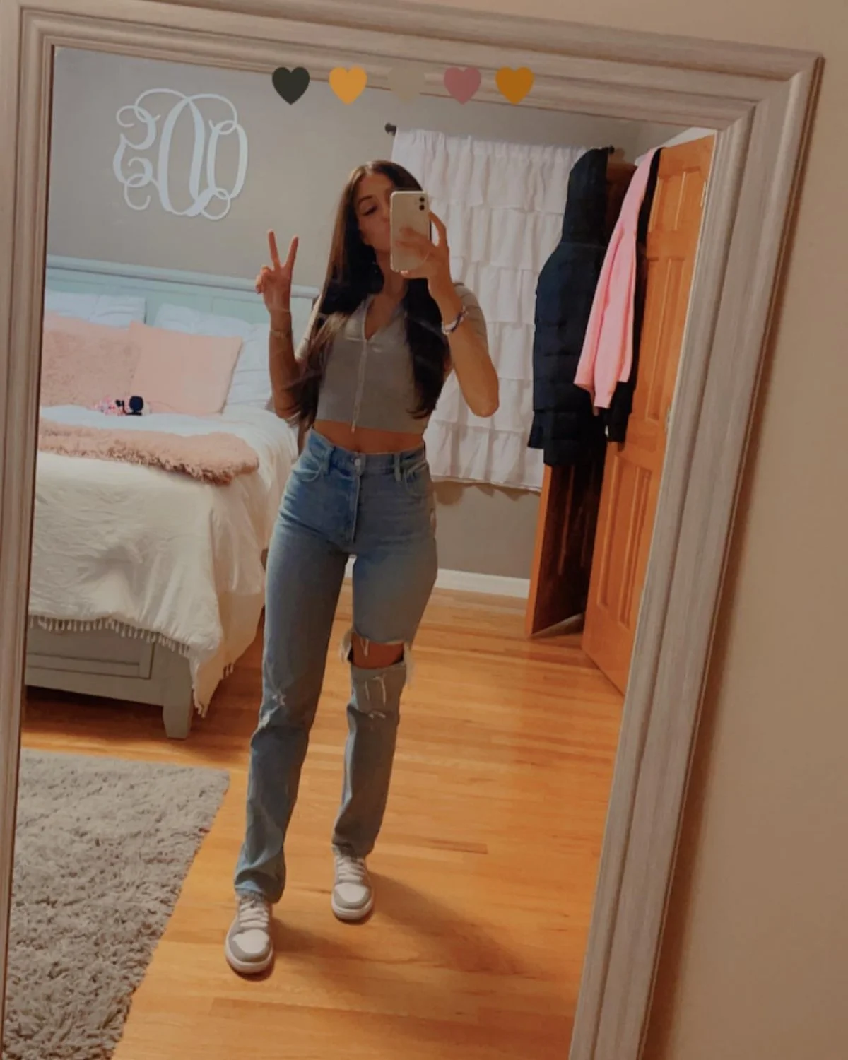 NEIGHBOR OLIVIA - #4 - Random Instagram Photos + Videos (2022) image 5