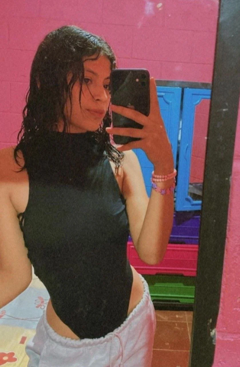 Flaca putona image 2