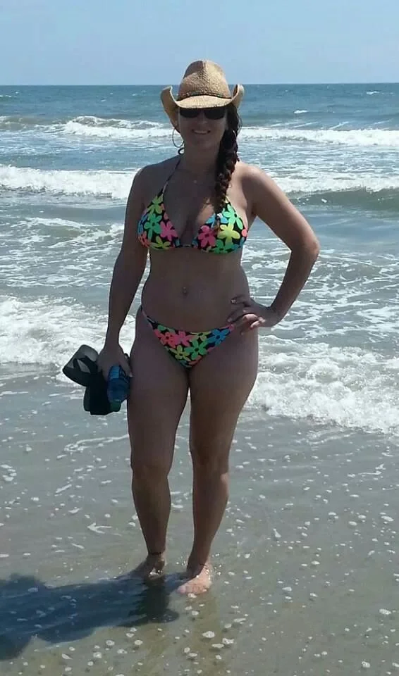 Bikini 1 image 8