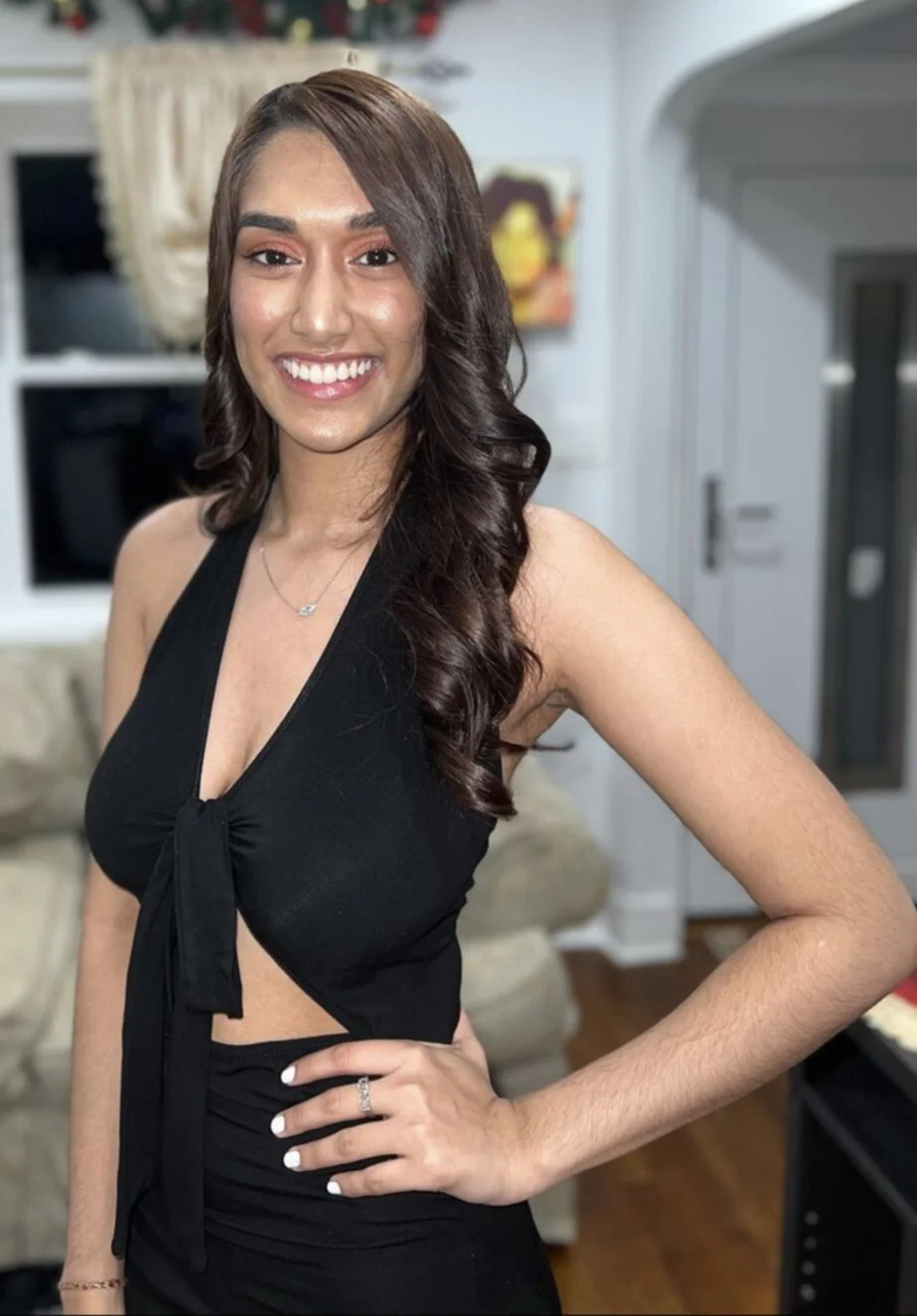 Desi Stunner image 5