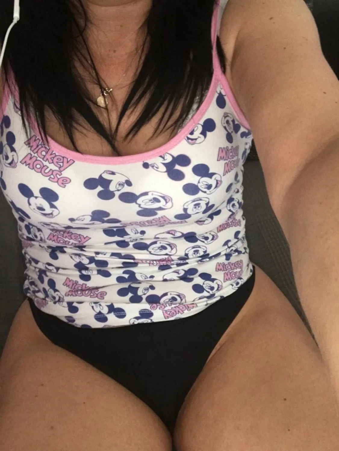 Romanian married mom of 2 sent this to coworker image 3
