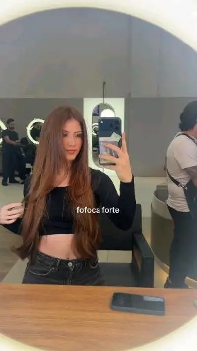 Mirror selfie da Soso...Sofia Espanha delicia , beleza novinha , gatinha gostosa !!! cover image