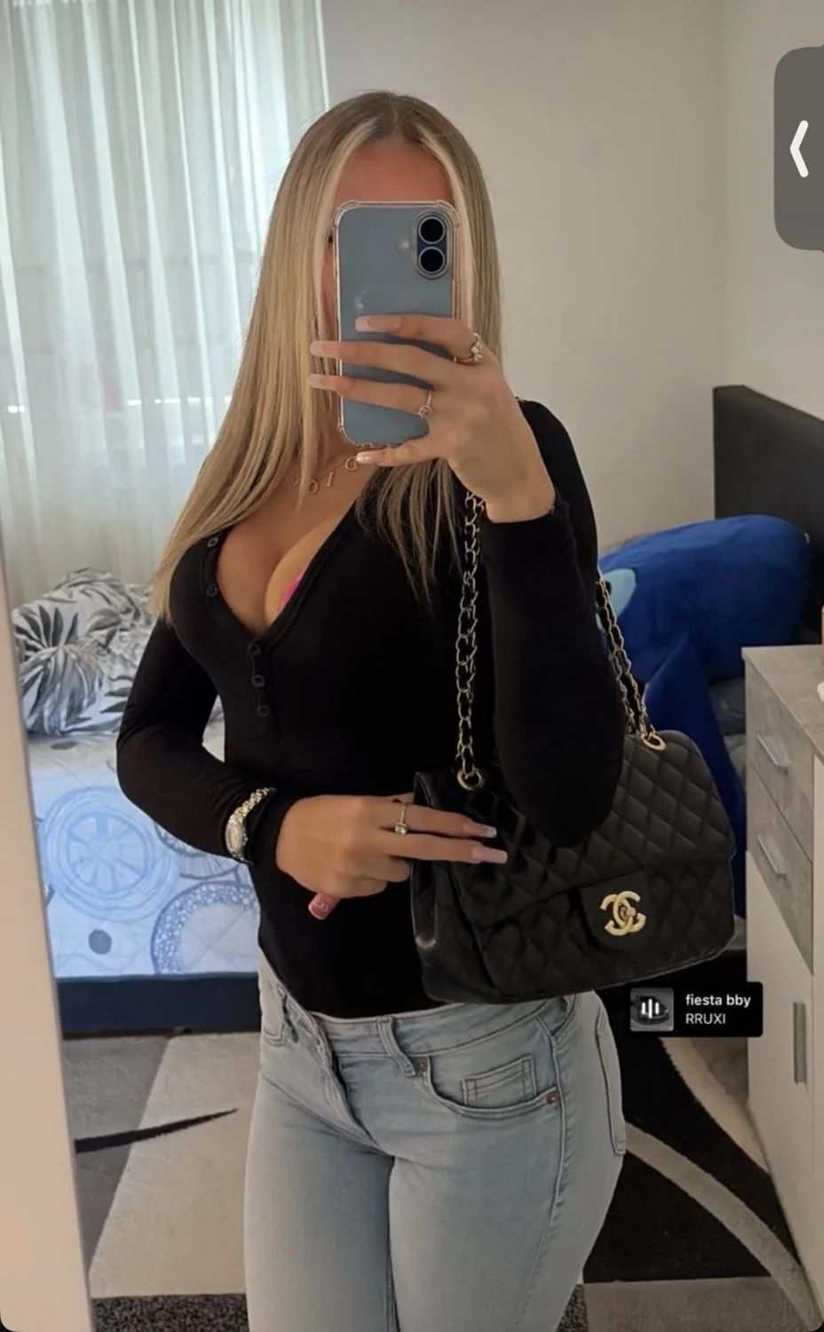 Blonde TikTok Hoe image 12