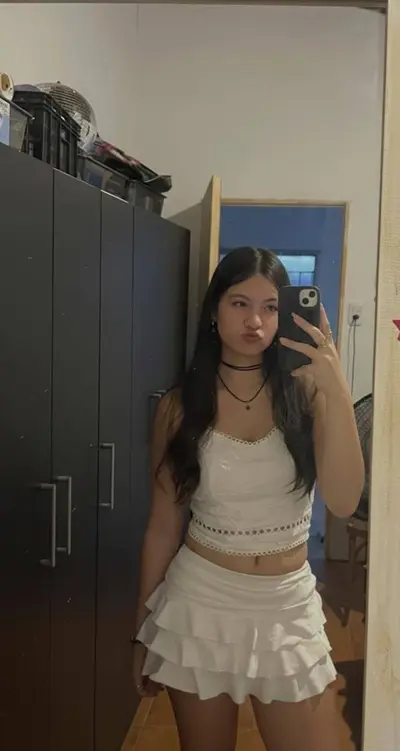 novinha gostosa cover image
