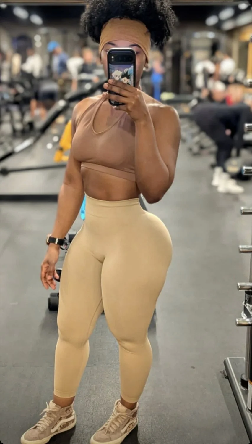 Roseli 'Roselifit' Sánchez image 12