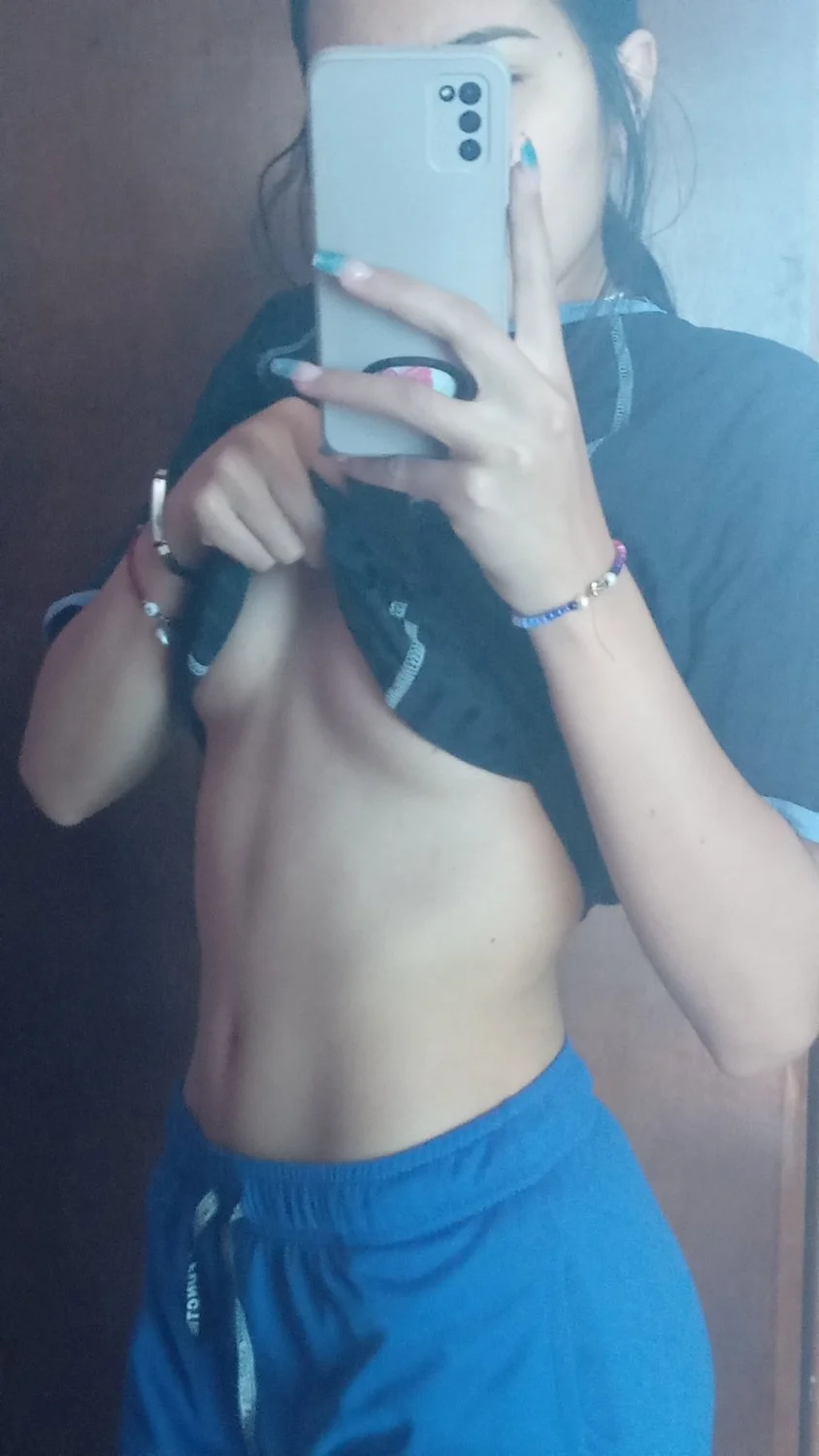 Putinha safada teve os nudes vazados! novinha, vazou, vazados, vazada, amador image 4