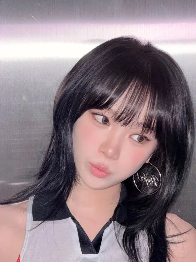 chaewon is perfect, idol #1 image 6