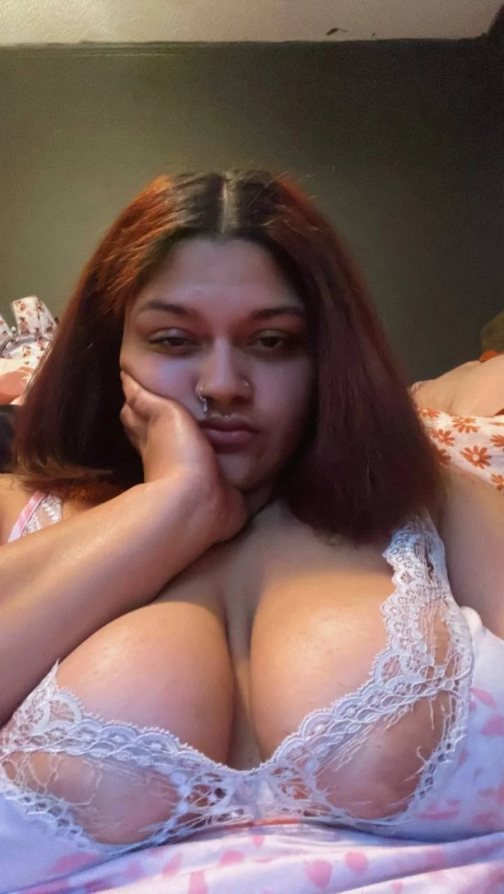 Thick booty redbone😮‍💨 main image
