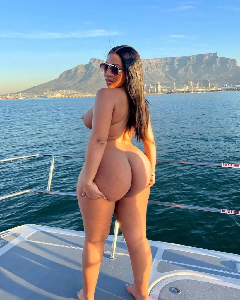 Drop: 1997 King lluvi..slut😍 image 14