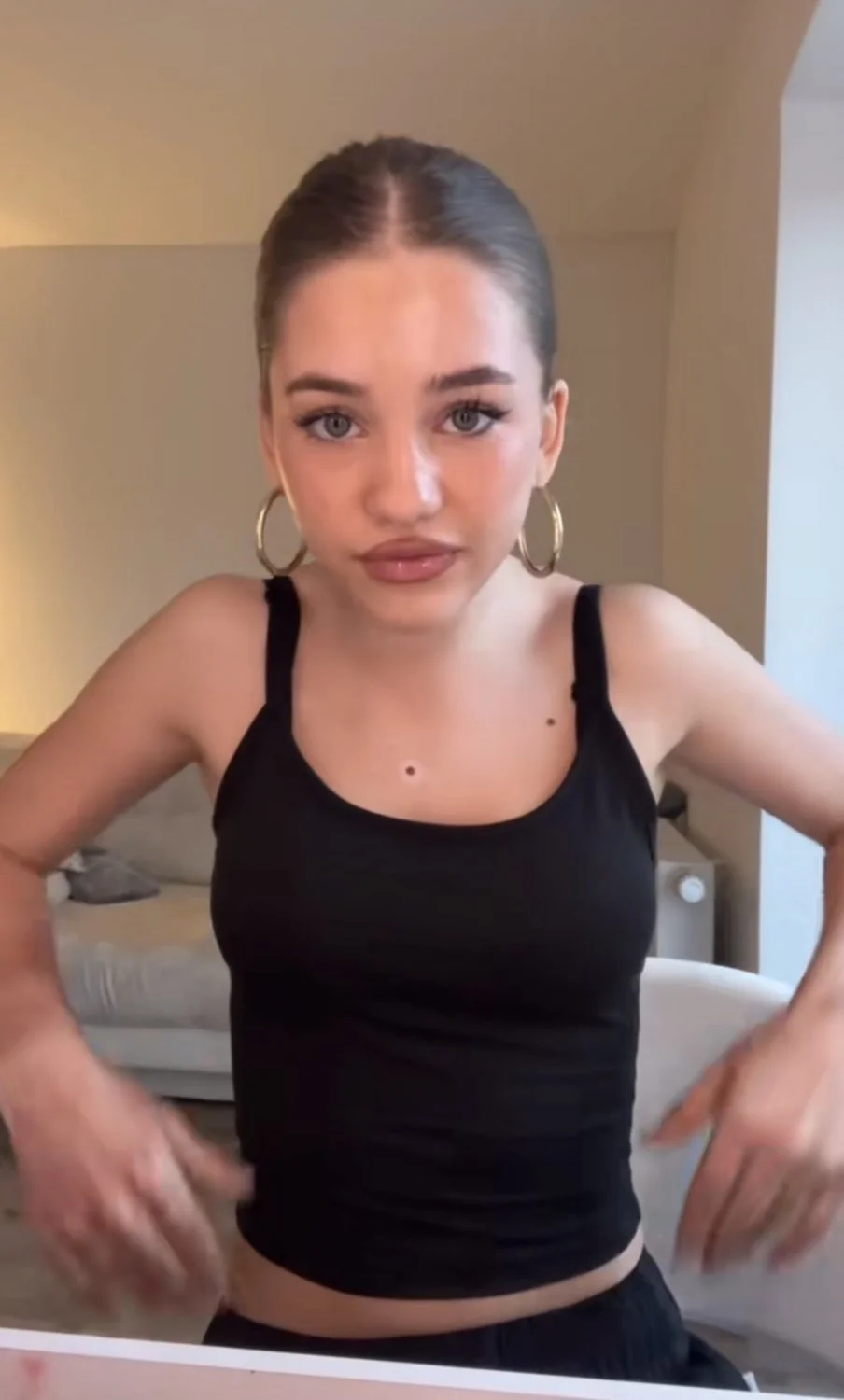 Barely legal Young Teen slut image 2