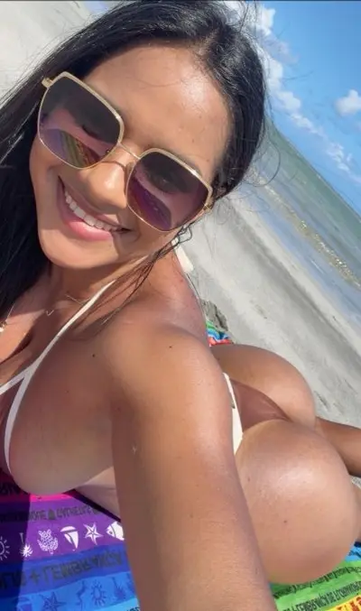 IMAGINA DANDO LEITA PRA UMA RABÃO DESSES? NOVINHA DO JOBS ADORA LEITADA cover image