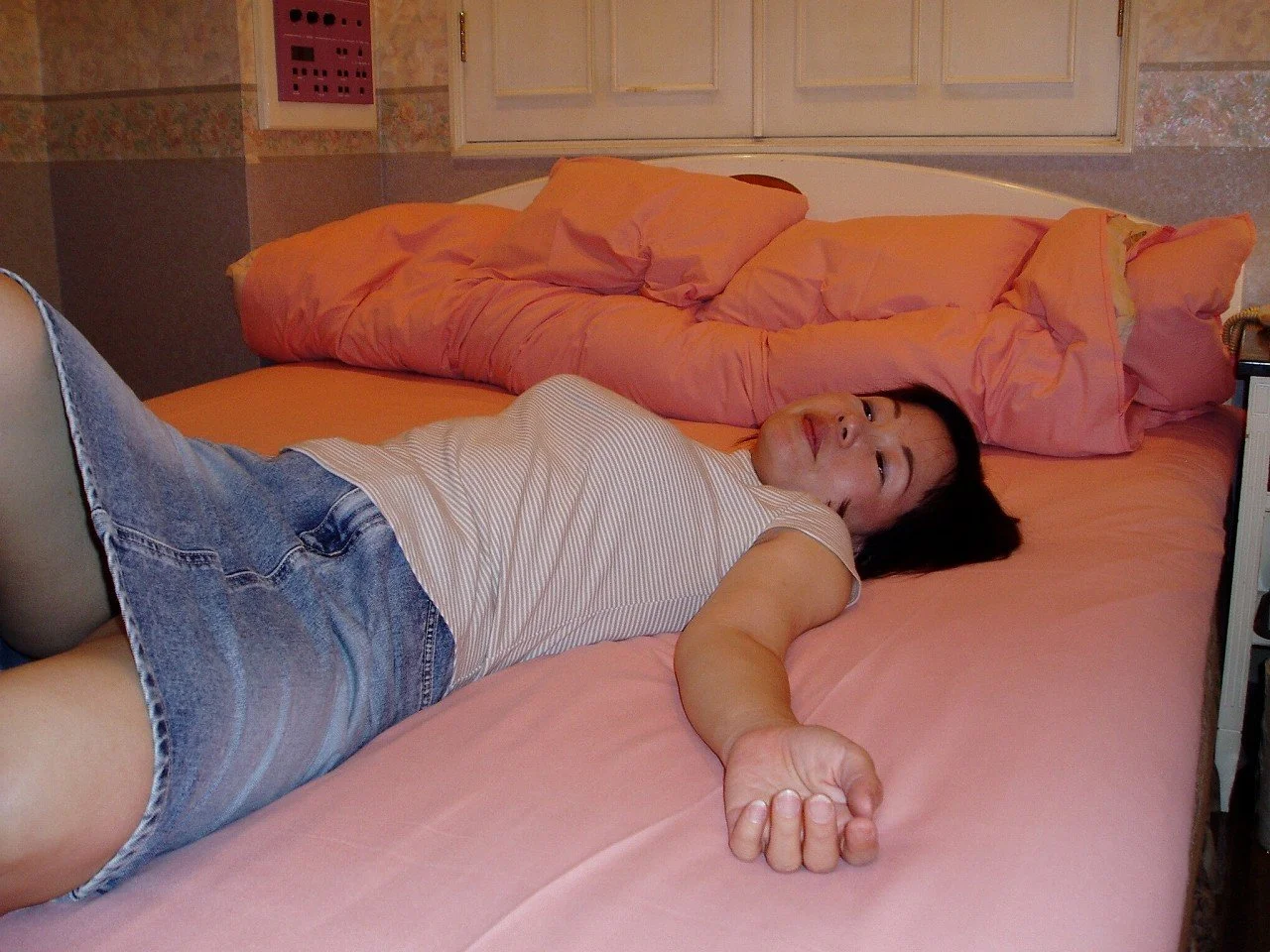 Japanese wife Yukiko pt-1 image 28