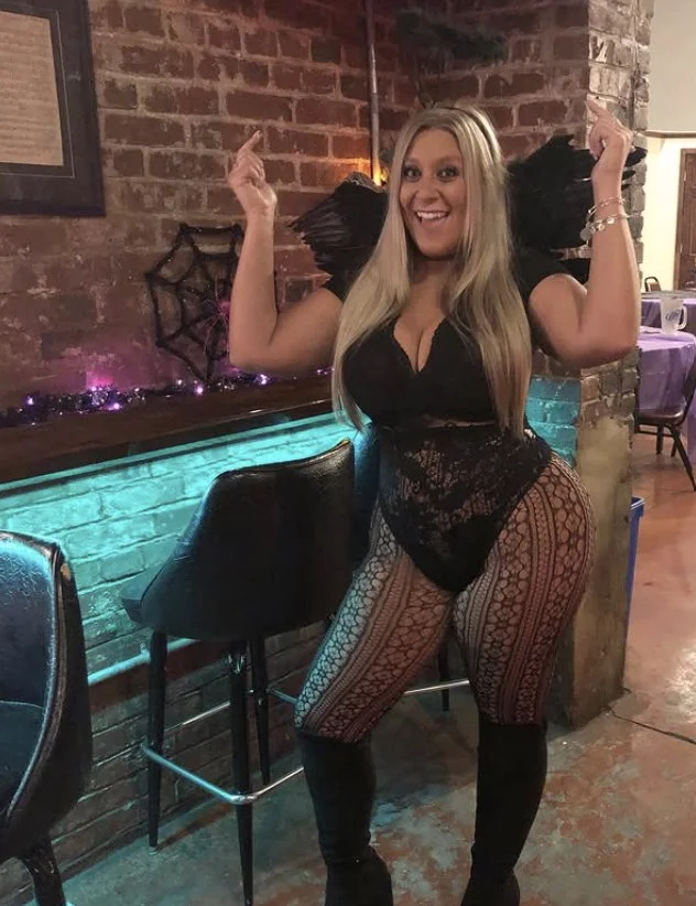 Gorgeous Thick PAWG is built to fuck image 24