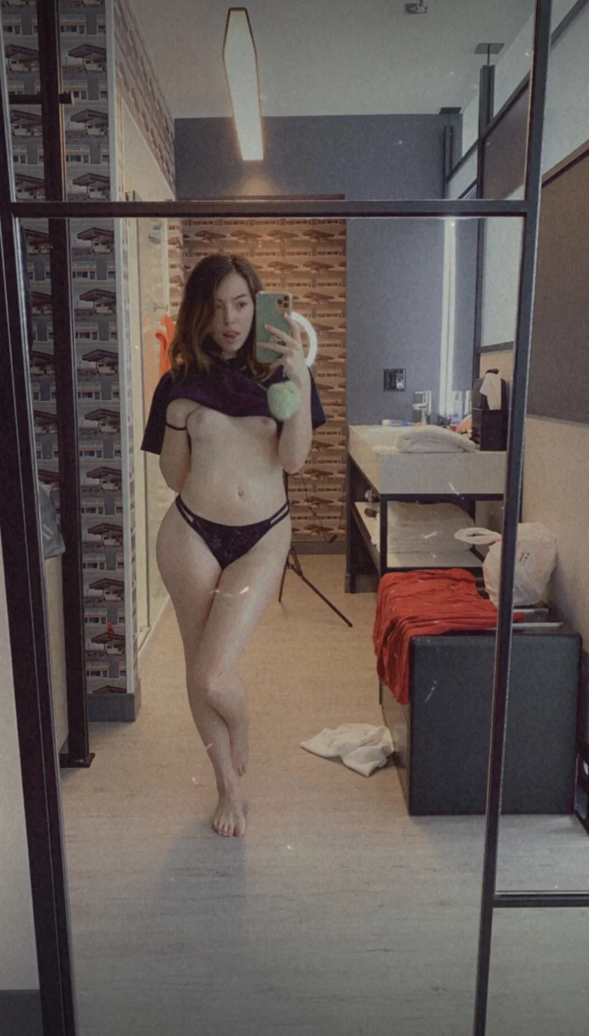 Teen exposed image 18