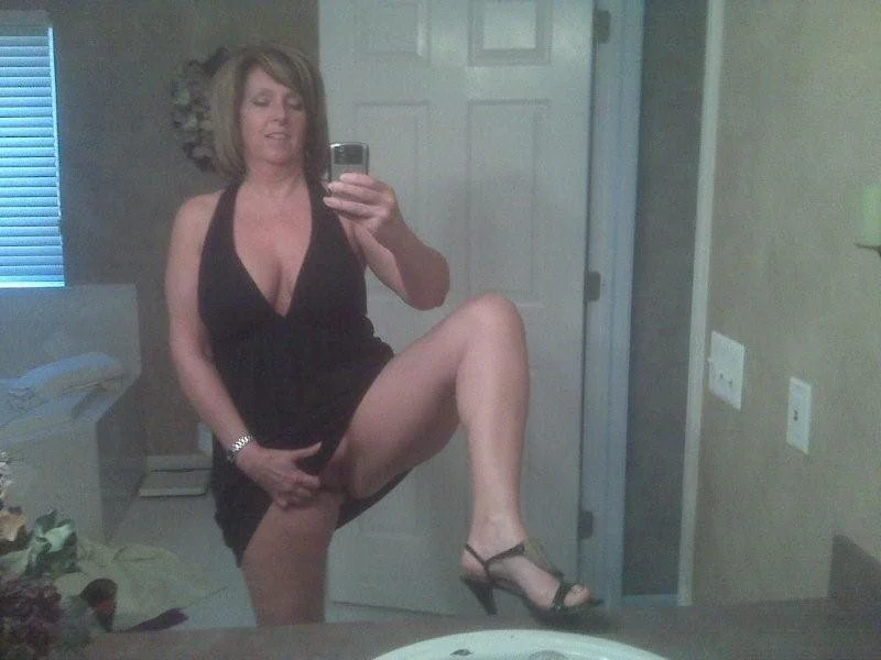Hot MILF image 3