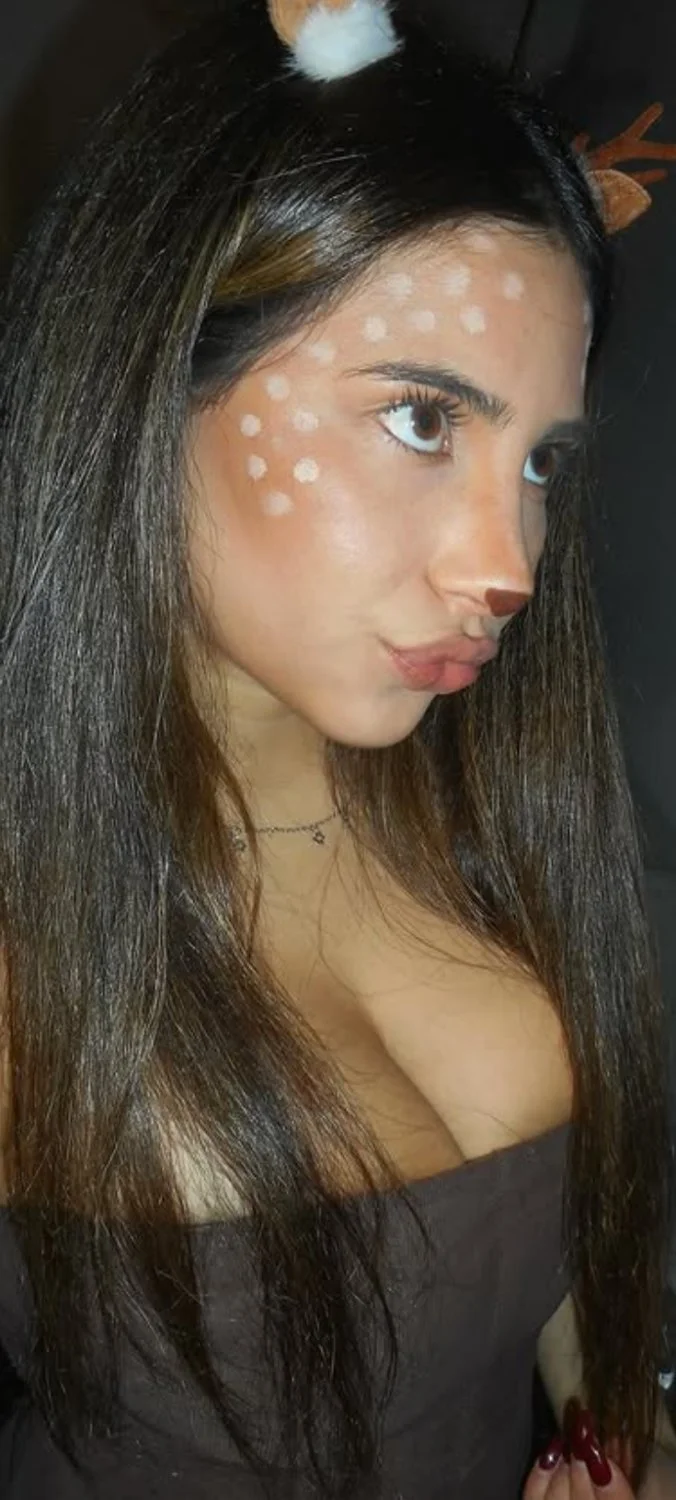 Big Boob Teen Bop Zoe image 8