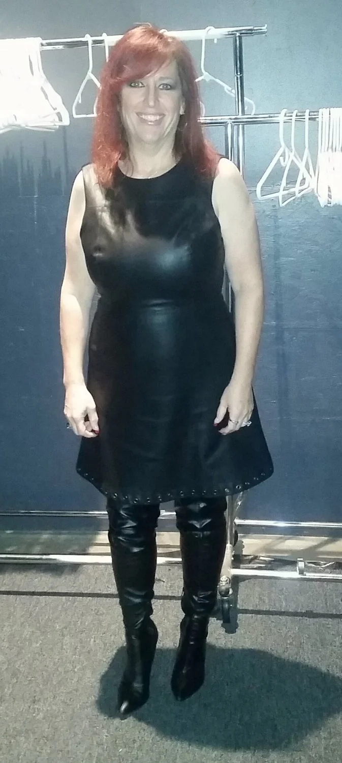 Big Tits MILF image 5