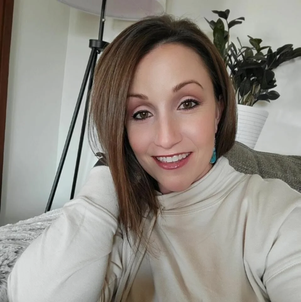 Whore Jolene image 14