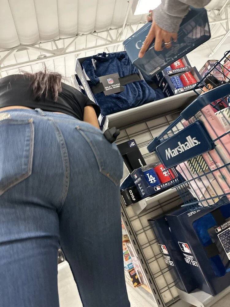 Latina Marshals Employee Got Some Cake image 5