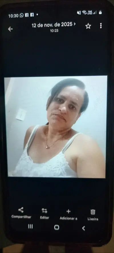 Galeria do celular da minha tia parte 2 cover image