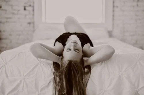 Something is different in the UTAH water boudoir image 10