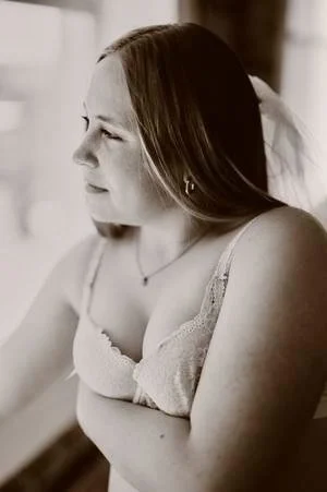 Something is different in the UTAH water boudoir image 16