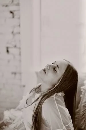 Something is different in the UTAH water boudoir image 25