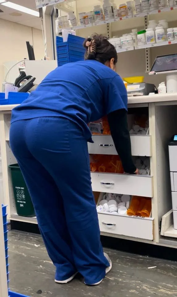 Cute and thick coworker creepshots exposed image 9