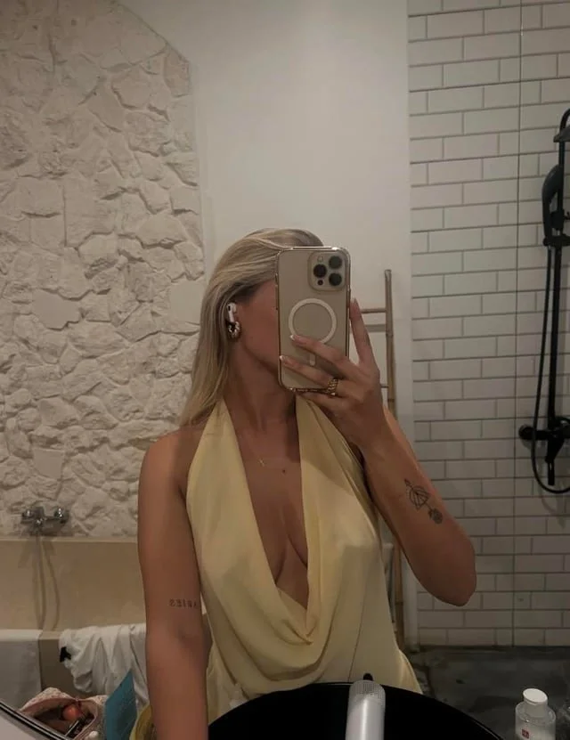 Gorgeous naughty dutch slut image 2