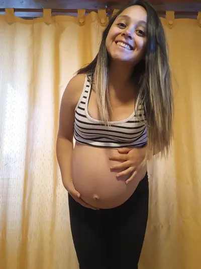 Vane pendeja embarazada con buenas tetas cover image