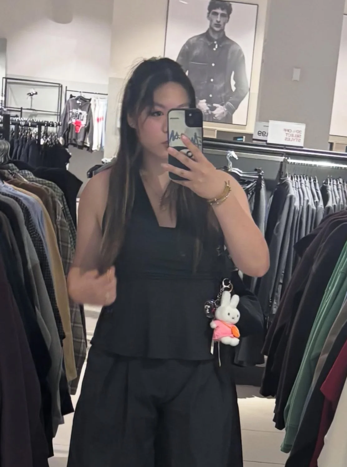 SD Asian Abg pics submitted for post hmu for her stuff image 2