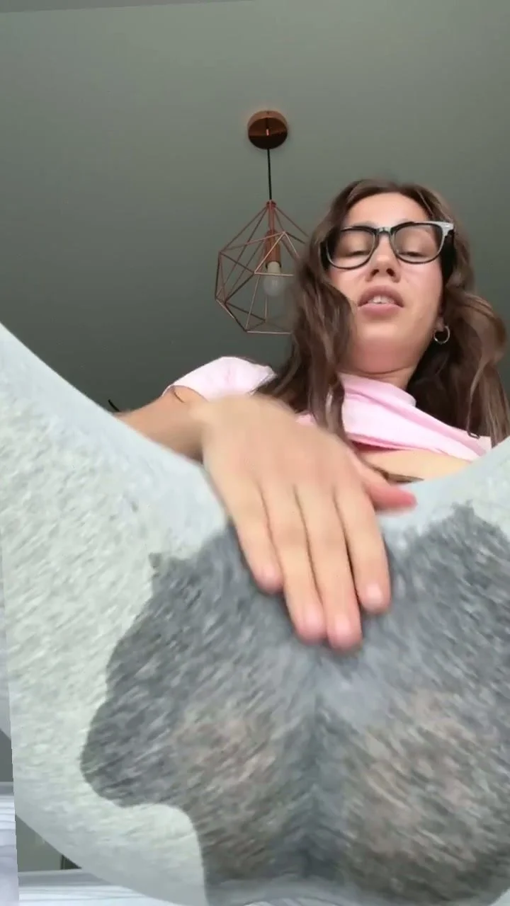 🔞 naughty perfect ass riding cock tight pussy cum dripping 🫦🍑 See my OF image 2