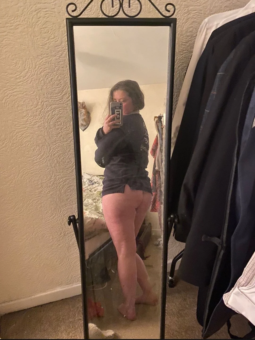 She wanted to be exposed so here we are, find her on fetlife olip94 image 2