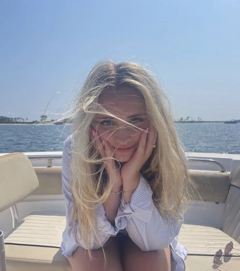 Blonde IRL image 3