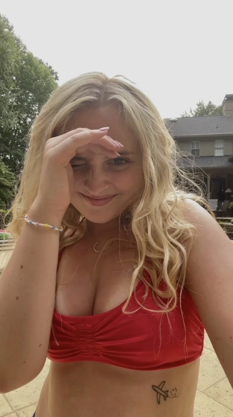 Blonde IRL image 9