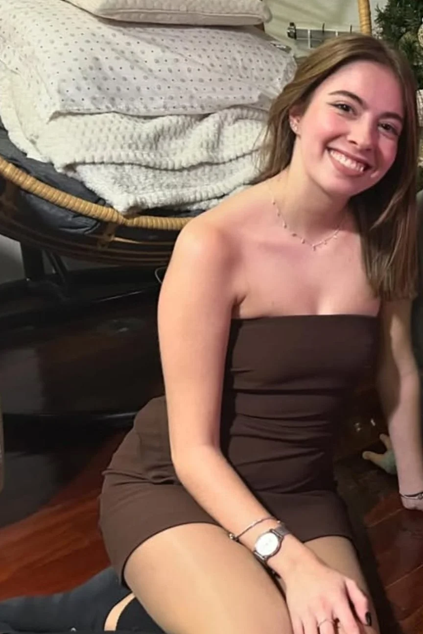 Submitted girlfriend Rita image 2