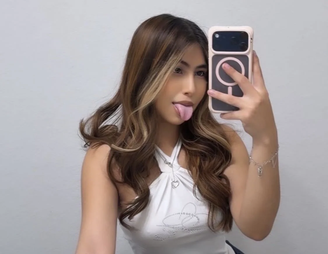 Sexy Latina Teen image 1