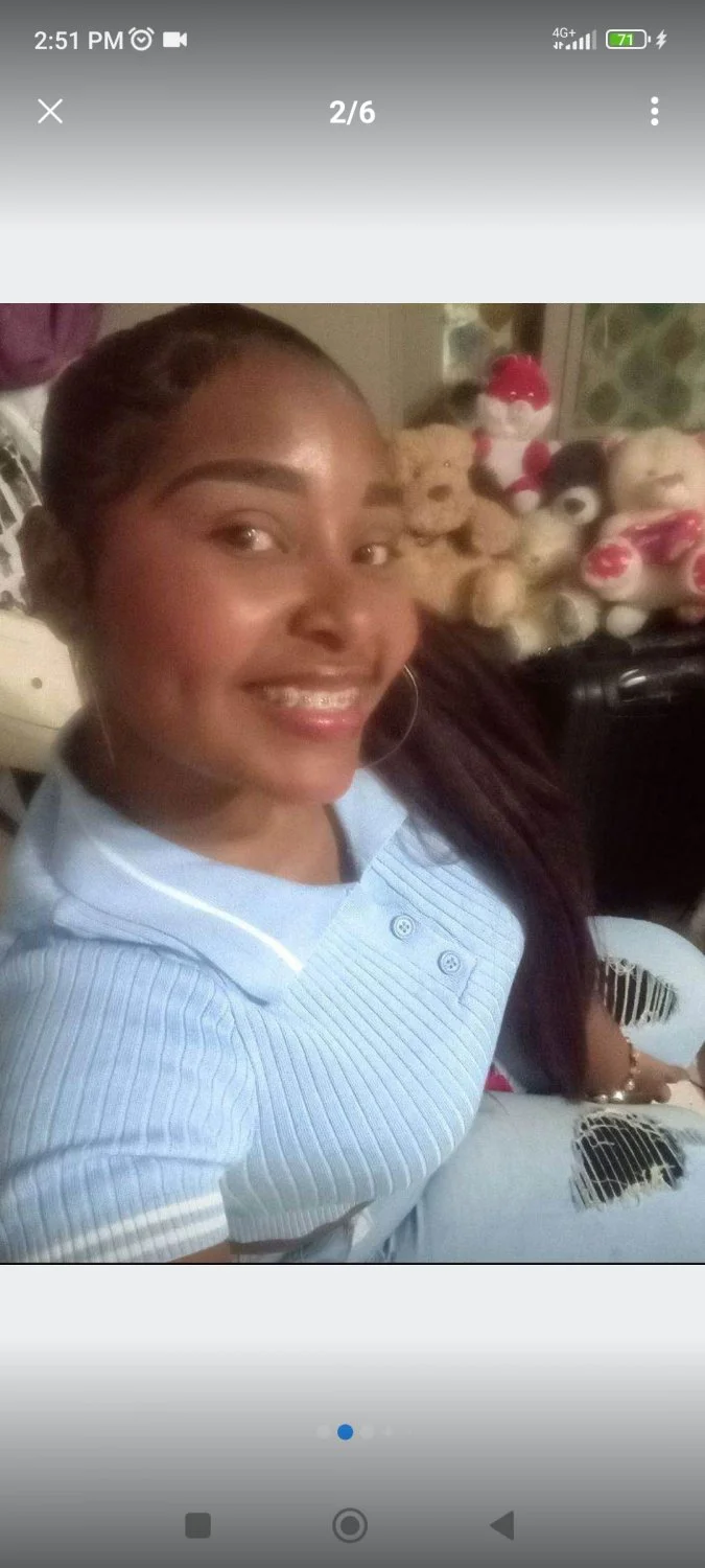 Loslyn Morena Nalgotas..de la App Nozy image 7