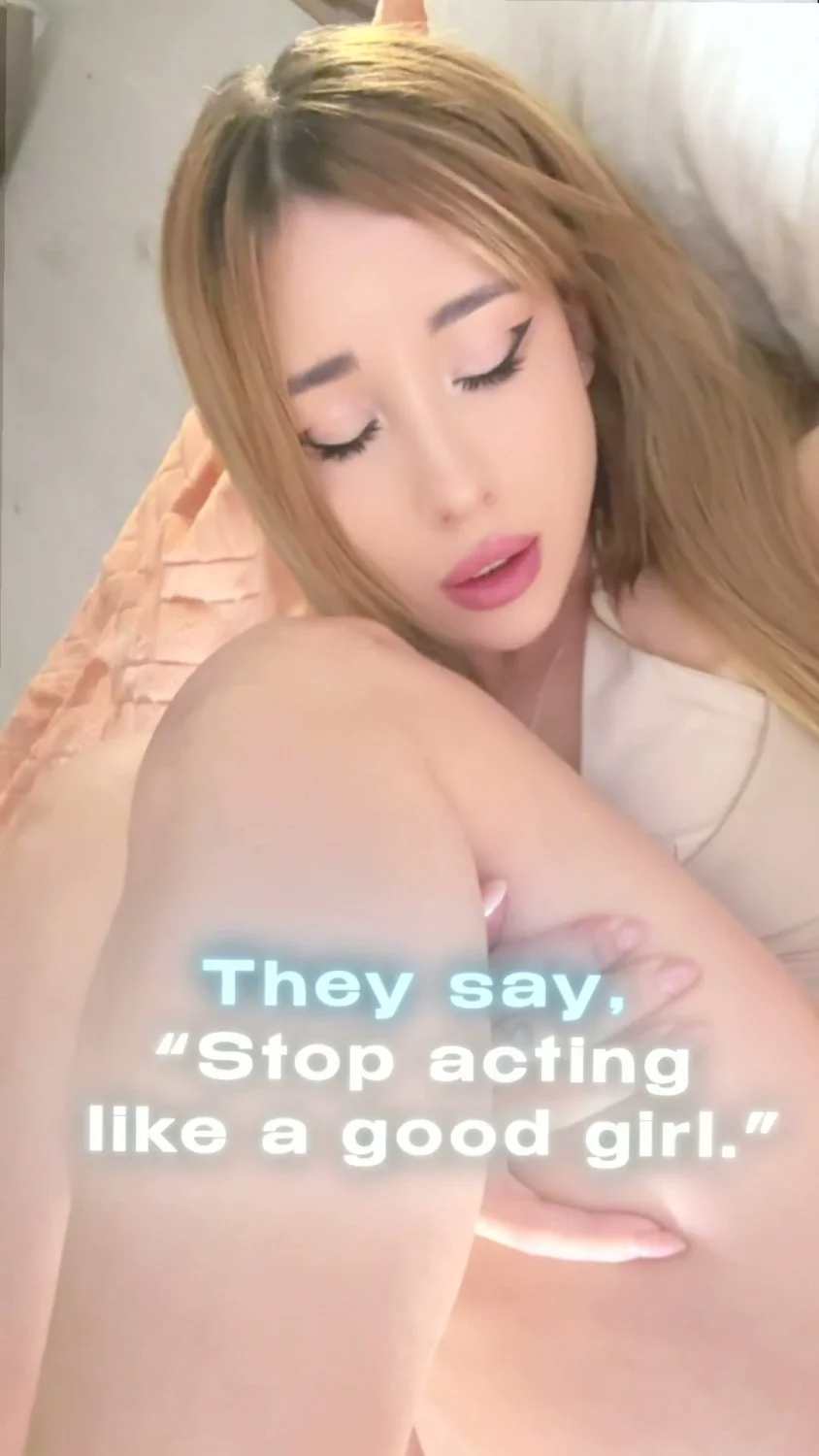 🔞 Hot wet big tits nude cumming hard pussy 😈🍑 Check OF now main image