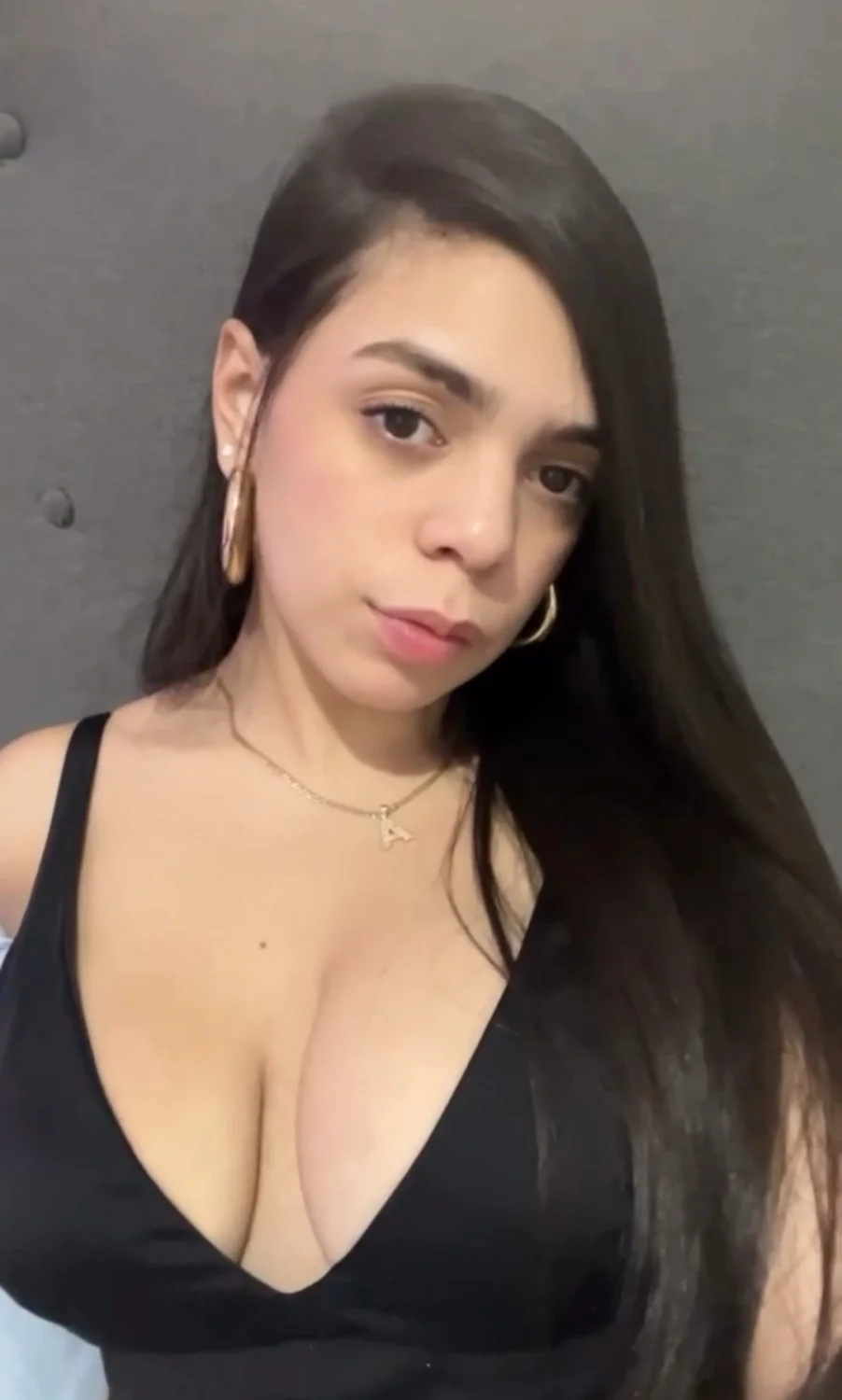 Hot big tits teen image 4