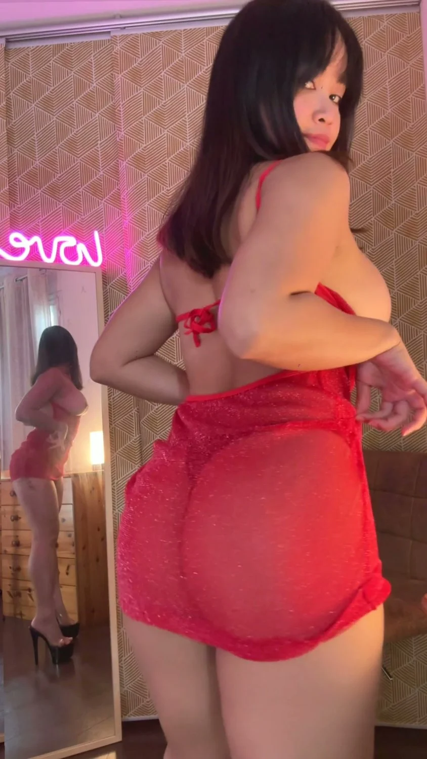 🔞 horny petite body stripping naked wet dripping cum 🫦💦 My OF image 1