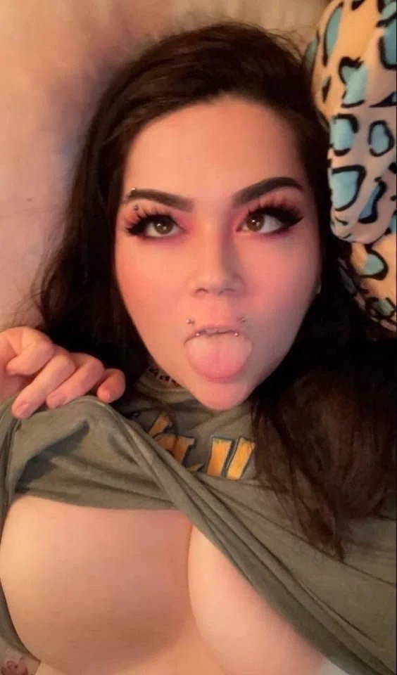 Hold these while the dumbass gets more for me 😉, make it famous and maybe I’ll share image 14